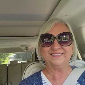 Meet your Posher, Brenda